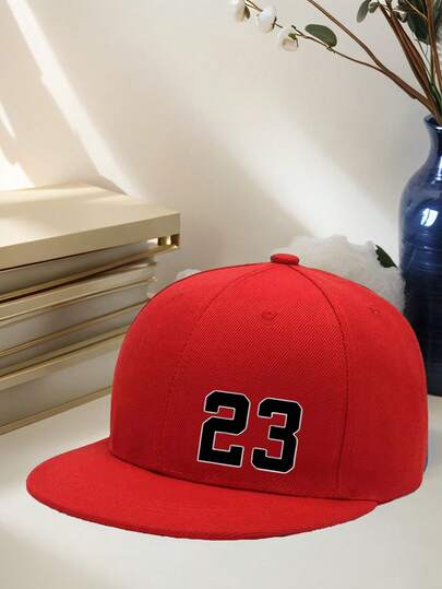 1顶男士23号棒球帽，可调节设计，轻便舒适。适合徒步、登山、旅行、防晒和户外活动。男女皆宜的休闲街头风棒球帽，适合所有季节——春、夏、秋、冬。