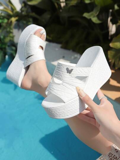 Beige Crocodile Embossed Women's Summer Platform Slide Sandals, Butterfly Decor Hollow-Out, Thick Sole Wedge Vacation Style Slippers