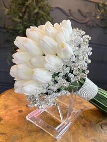 Artificial White Tulip, Realistic Texture, Fake Flower Bouquet. Suitable For Wedding Decor, DIY Bridal Bouquet, Room, Restaurant, Kitchen, Living Room, Party, Bedroom And Home Decoration. Can Be A Gift For Birthday, Valentine's Day, Mother's Day, Father's Day, Graduation Season. Also Suitable For Garden And Bedroom Decor. A Great Gift Choice. - White - View 1