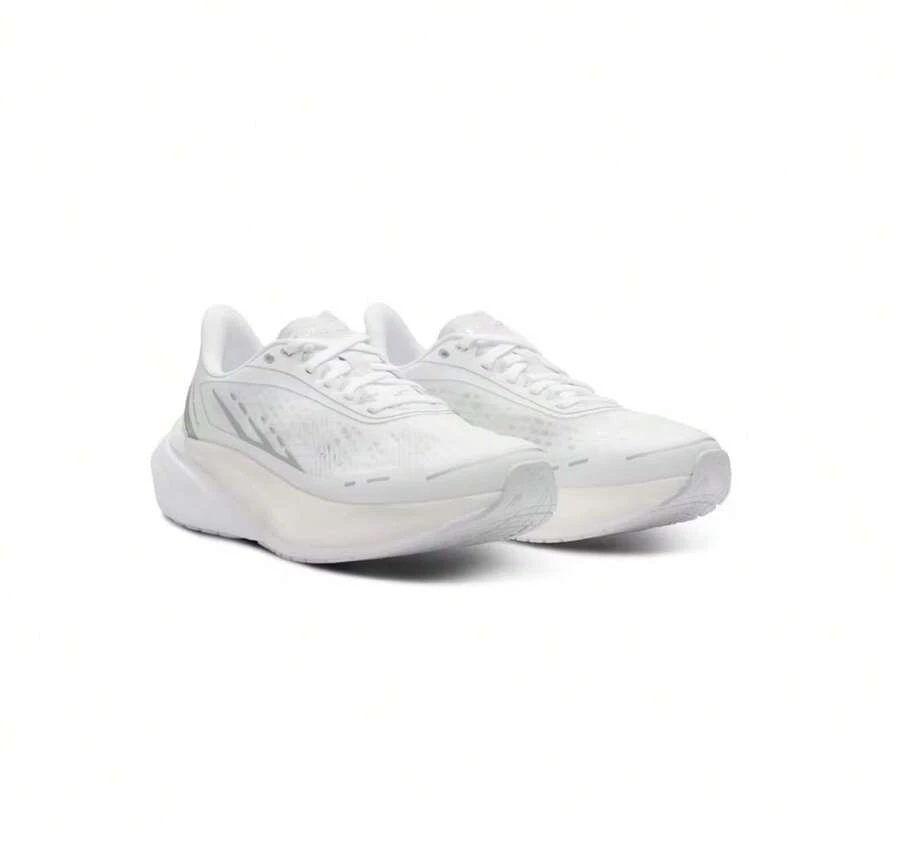 Under Armour 新款 Velociti 女士透气缓震运动跑步鞋 - 白色 - 查看 1