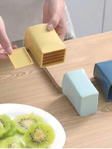 Outdoor Camping Travel Strawberry Slicer, Fruit & Vegetable Plate Slicer, Stainless Steel Fruit Cutter, Fashionable Creative Small Tool, Fruit & Vegetable Slicer, Multifunctional Practical Small Tool - Multicolor - View 7