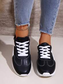 女士百搭休闲运动鞋，圆头低帮，舒适平底，运动复古风，撞色设计，红色、绿色、黄色可选，尺码 35-43（含大码） - 黑色 - 查看 15