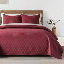 Burgundy Red Queen Size Quilt Set - Soft Microfiber Bedspread with 2 Shams Lightweight and All-Season Geometric Coverlet for Cozy Bedding - Burdeos - Ver 9