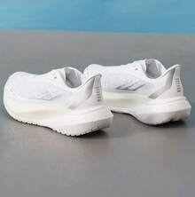 Under Armour 新款 Velociti 女士透气缓震运动跑步鞋 - 白色 - 查看 5