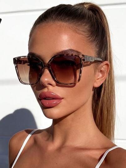 1 Cặp kính râm gọng vuông lớn in họa tiết da báo, phù hợp cho du lịch, kỳ nghỉ, tụ họp thường ngày, trang phục thanh lịch hàng ngày, phong cách thể thao, lái xe, trang phục lễ hội, bãi biển, lễ hội nhạc điện tử, trang phục ngoài trời, phụ kiện mùa hè, không khí nghỉ dưỡng, dã ngoại gia đình, chơi golf, leo núi, phụ kiện phong cách đường phố.