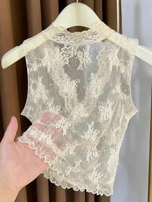 法式层叠蕾丝吊带背心，新款V领网纱吊带假领设计，适合春秋季休闲夏季穿着。 - 杏色 - 查看 2