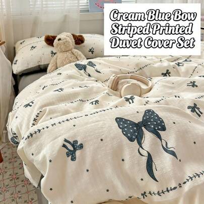 3pcs Skin-Friendly Cute Minimalist Style Cream Blue Bow Stripe Print Duvet Cover Set (1 Duvet Cover + 2 Pillow Shams, Without Filler), Reversible Bow Stripe Print Bedding Set, Soft Breathable All-Season Jacquard Duvet Cover, Suitable For Bedroom, Guest Room