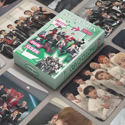 55张KPOP SKZ“DOIT”系列高清双面迷你卡片套装，包含成员BangC、LeK、Chanb、Hyun、Ha、Fix、Seum、IN的签名卡和自拍卡，限量版偶像收藏品，流行音乐周边，创意高级礼盒包装，生日礼物