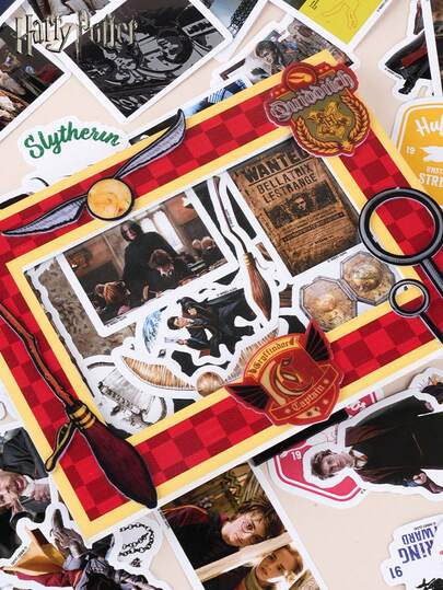 Warner Bros 100张官方授权PVC贴纸，图案包括赫敏·格兰杰、罗恩·韦斯莱和学院标志，防水耐用乙烯基材质，可用于笔记本电脑、水瓶、手机、行李箱、滑板等装饰，是送给朋友、粉丝和收藏家的礼物。