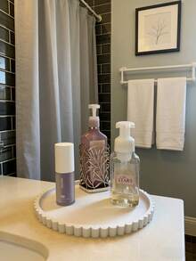 1个防滑硅胶浴室托盘 - 扇形边缘皂液器托盘，防水台面收纳架，可放置毛巾、植物和洗漱用品 - 彩色 - 查看 9