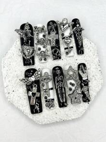 10片超长方形Y2K黑白条纹手工按压式美甲贴片，性感星星十字图案，哥特星球美甲（1张果冻贴纸+1个指甲锉） - 黑色 - 查看 12