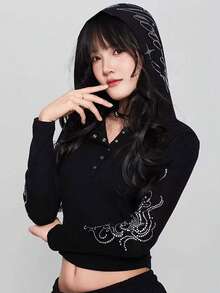 Retro American Rhinestone Embellished Slim Fit Pullover Hoodie, Versatile Black Long Sleeve T-Shirt Undershirt For Women - Black - View 1