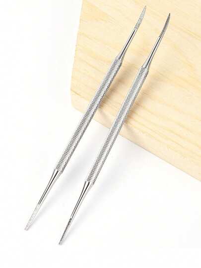 2件套不锈钢修甲修脚工具套装 - 双头角质推、足锉、双面指甲锉、指甲清洁器、双刃指甲钳，用于清洁和去除老茧、嵌甲和角质层