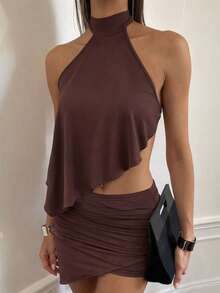 Bộ sưu tập mùa hè của Ms. VIVINA gồm những thiết kế khăn quàng cổ đơn giản, đơn sắc, áo kiểu vạt lệch và bộ váy lửng thiết kế lệch. Hoàn hảo cho trang phục hàng ngày, hẹn hò, đi biển, kỳ nghỉ và những dịp thường nhật. - màu nâu - Xem 6