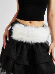 多用途波希米亞風白色人造毛皮腰帶 Y2K 純色收腰束腰帶 毛皮圍巾 性感女款腰繩配件 驕傲節配件 可搭配大衣、牛仔褲、洋裝及其他時尚配件 可作為頸巾、腰帶、斜跨穿戴 適合日常出遊、派對、化裝舞會 最佳好友禮物 萬聖節聖誕節 - 白色 - 查看 8