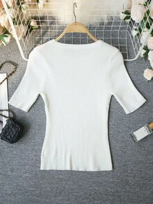Elegant Women's Metal Buckle Shoulder Short Sleeve Knit Top, Summer Fitted Design Top - White - View 7