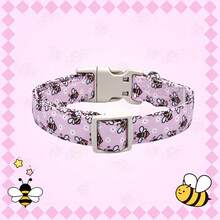 粉色蜜蜂狗项圈 - 可调节雏菊印花宠物项圈，配米色扣环和银色D形环 - 可爱昆虫小狗颈带，适合小型和中型犬 - 淺粉色 - 查看 4