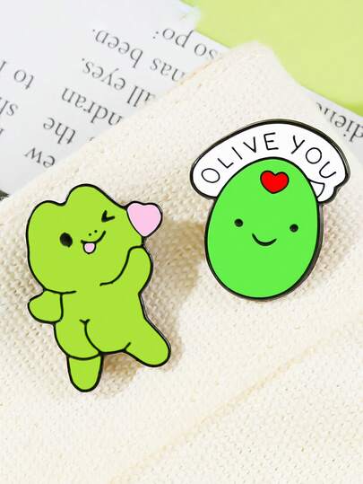 2枚可爱卡通心形青蛙和心形橄榄胸针，小众设计，表达爱意，情侣百搭装饰徽章