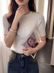 Elegant Women's Metal Buckle Shoulder Short Sleeve Knit Top, Summer Fitted Design Top - White - View 3