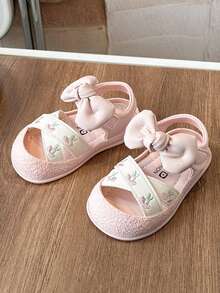 2026 Nuevas sandalias de verano para niñas pequeñas con punta cerrada, sandalias de princesa de suela blanda para bebé - Rosa - Ver 1
