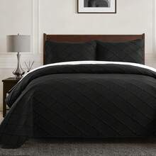 3 Pieces Black Quilt Set Queen King Size Lightweight Bedspread Ultrasonic Wave Pattern Soft Microfiber Coverlet For Modern Style Bed Sets With 2 Pillow Shams,Wedding Items,Valentines Day Home Bed Room Decor,Mothers Day Gift,All Season - màu đen - Xem 10