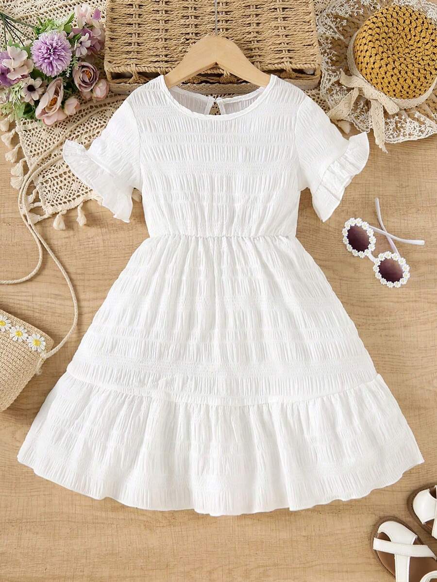 Đầm trắng tay phồng xếp ly dáng casual cho bé gái - Phong cách tối giản thời trang, thiết kế nhẹ nhàng, phù hợp mặc mùa xuân/hè, trang phục thường ngày | Viền xếp ly | Đầm nhẹ - trắng - Xem 1