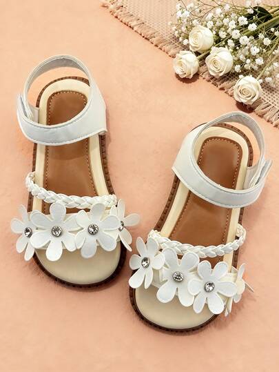 1 Pair Summer Children's Sandals, White Girls' Flat Sandals, Woven Strap With Rhinestone Flower, Hook And Loop Design, Soft Non-Slip Sole, Suitable For Banquets, Gatherings, Parties, Weddings, Vacations