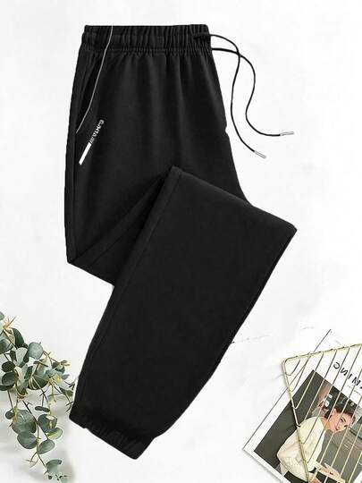 Mẫu quần thể thao nữ rộng rãi, đa năng mới về, phù hợp cho mặc hàng ngày, chạy bộ, thư giãn và thoải mái, món đồ không thể thiếu cho phái đẹp.