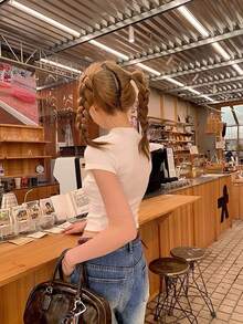 女式星形刺绣修身圆领短袖T恤，休闲甜美性感夏季上衣 白色 - 白色 - 查看 4