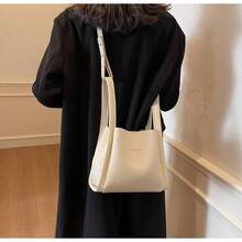 Nouveau sac de mode printemps pour femmes, sac seau en cuir doux avec motif de litchi, simple et polyvalent, convient pour le trajet, sac à bandoulière mère et fille. - blanc cassé - Voir 6
