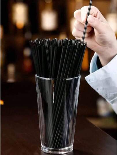 100支黑色一次性塑料吸管 - 13*0.4厘米，适用于鸡尾酒、饮料、咖啡和牛奶 - 非常适合派对、居家使用和户外活动。可重复使用的塑料杯，带盖和吸管。