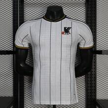 Japan White Black Stripe Retro Soccer Jersey 2026, Unisex Vintage Football Shirt, Couple Matching Streetwear, Premium Sports & Gym Athletic Top - default - 查看 1