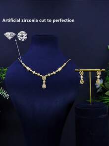 3pcs 18K Gold-Plated Luxury Royal Style Geometric Tassel Design Bridal Wedding Jewelry Set, Handset White Cubic Zirconia, Suitable For Daily Wear And Wedding, Wedding Anniversary Gift - Gold - View 2
