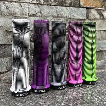 AOFDA 135mm Universal Mountain Bike Handlebar Grips, Single Lock, Mixed Color Rubber Anti-Slip Soft Shock-Absorbing Cycling Handlebar Covers, Off-Road Bicycle Accessories