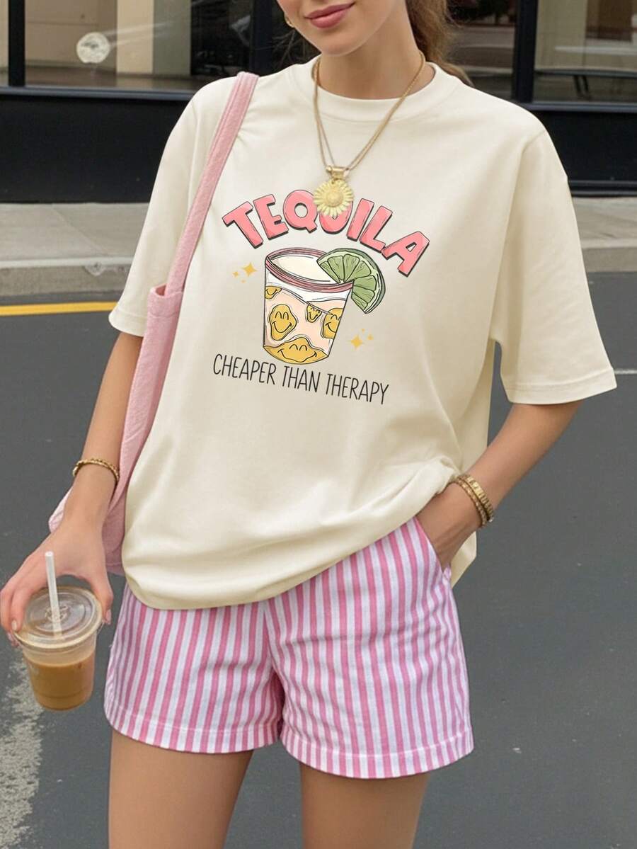 Juice And Letters 女款飲料印花短袖T恤,2026開學季,校園穿搭靈感,開學必備,開學第一天,休閒夏季 - 杏色 - 查看 1