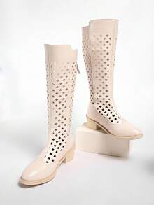 白色尖头粗跟过膝长靴，V 领设计显瘦，镂空网眼夏季西部牛仔女靴 - 米色 - 查看 5