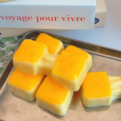 黄色奶油质感硅胶挤压玩具，慢回弹减压玩具，可爱食物仿真玩具，缓解焦虑，办公桌摆件，适合儿童和成人