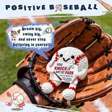 这款带腿排球适合生日、周年纪念日、春节、中秋节、端午节等各种场合赠送给女朋友、伴侣、长辈，是贴心实用的节日礼物、必备的生日礼物、乔迁礼物、升学礼物、商务礼品，也可赠送给客户、亲朋好友。 - 彩色 - 查看 3