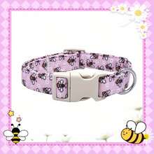 粉色蜜蜂狗项圈 - 可调节雏菊印花宠物项圈，配米色扣环和银色D形环 - 可爱昆虫小狗颈带，适合小型和中型犬 - 淺粉色 - 查看 10