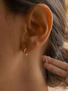 1 đôi bông tai hạt tròn bằng bạc nguyên chất S925, thích hợp cho nữ giới đeo như một món phụ kiện gợi cảm và đơn giản. - đơn - Xem 3