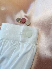 5 piezas de Clips de ropa sin coser, Clips para bufandas, Clips magnéticos ajustables para pantalones y puños, Clips de moda adecuados para suéteres, camisas, ajuste y estilo rápidos, Botones de moda sin coser, Accesorios para camisas, Clips para suéteres (La fuerza magnética se debilitará gradualmente) - Ver 3
