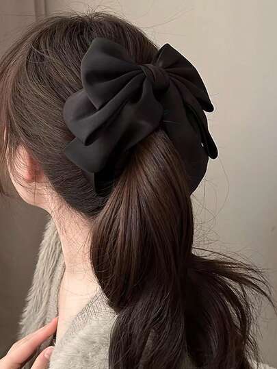 1个时尚超大缎面蝴蝶结香蕉发夹，适合女士日常高马尾辫佩戴