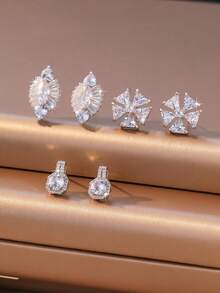 2件套不对称雪花锆石耳钉，休闲风格，适合日常佩戴 - 彩色 - 查看 4