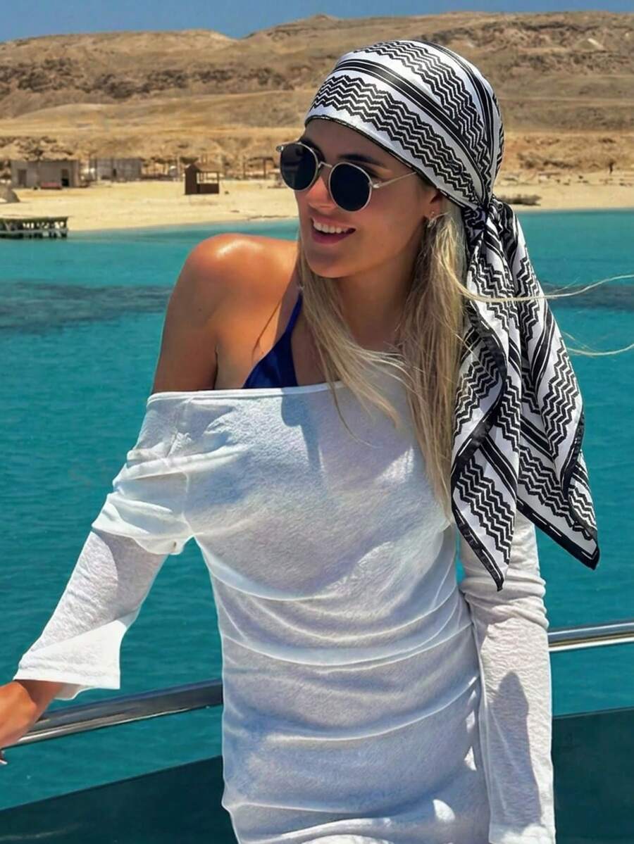 1pc Women's 2026 Spring/Summer Fashion Wave Line Digital Print 90*90cm Bandana Headscarf, Casual Versatile Headwrap, Multifunctional Headband, Suitable For All Seasons - Black and White - View 1