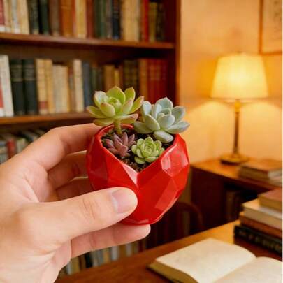 Durable Plastic Geometric Heart-Shaped Flower Pot, 3D Printed Modern Planter For Succulents/Herbs, Perfect For Balcony/Garden/Desktop Decor, Gift For Valentine's/Mother's Day/Lovers/Gardeners/Plant Enthusiasts