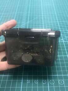 1个耐用PP材质大容量方形硬币和现金收纳盒 | 防尘储物盒 - 查看 5