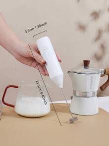 Máy đánh trứng cầm tay điện, sử dụng 2 pin AA (không bao gồm pin), đầu đánh bằng thép không gỉ 304 có thể tháo rời, dụng cụ đa năng dùng để đánh cà phê, trà xanh, trứng, có màu đen và trắng. - Nhiều màu - Xem 3