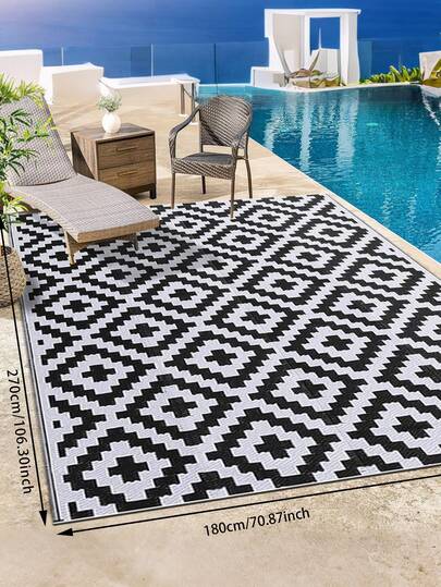 1pc 4ft X 6ft Waterproof Outdoor Rug, Plastic Double-Sided Carpet, Modern Rug, Large Floor Mat For Outdoor, RV, Patio, Backyard, Deck, Picnic, Beach, Camping (4' X 6', Black & White Plaid)
