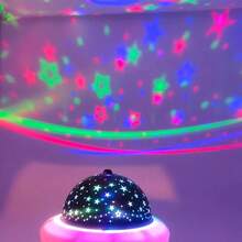 1 stjärn- och måneprojektionsnattlampa - USB-anslutning - Projektionsnattlampa - Sänglampa med atmosfärsljus - Roterande rumslampa Projektorlampa - Multifärgad - Visa 8