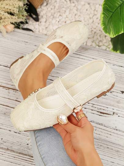 Giày bệt Mary Jane nữ, mũi vuông, kiểu dáng thanh lịch Trung Quốc mới, kèm khăn voan lưới, viền ren thời trang, phù hợp cho các buổi họp mặt, tiệc tùng, đám cưới.